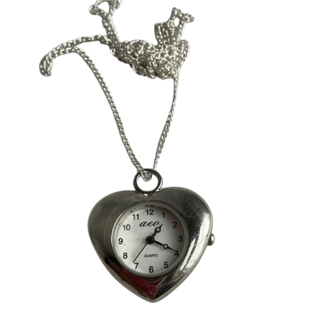 SOLD ❌ American Eagle Silver Heart Shape Watch Pendant Long Chain Necklace - Picture 1 of 2